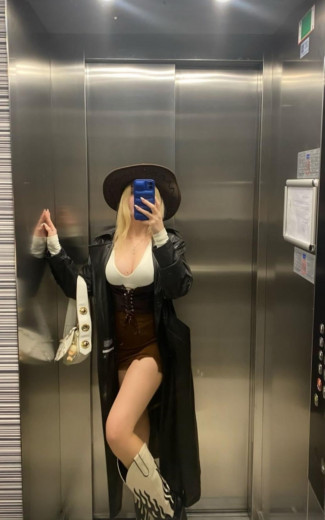 Escort Stacy